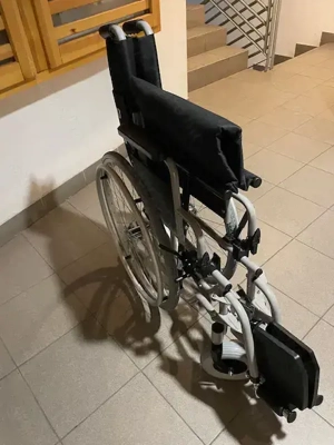 GM 4300 új, összecsukható tolószék eladó Gödöllőn - kép 5