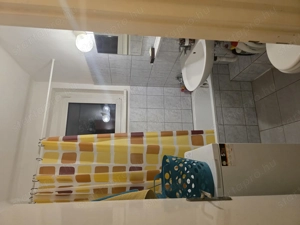 Vasútállomáshoz közel Deák F.utcai 2 szobás erkélyes 55 m2-es 5 emeleti zsaluzott téglalakás - kép 2