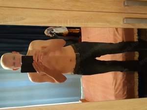 Fiúszexben szűz férfi keresi gazdáját - kép 3