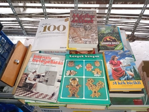 46dbos könyvcsomag eladó 46000ft óbuda darabra  darabra is ha kell  4500ft db posta - kép 5