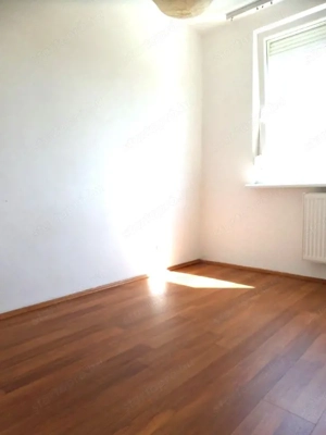 Kökinél, Mini Rezsi, Szigetelt, Egyedi Fűtés, Panel Program, 2 szobás, Felújított, Világos! - kép 11