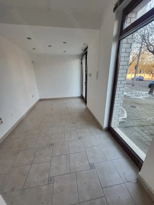 Eladó üzlethelyiség  Káposztásmegyer forgalmas részén! - kép 5