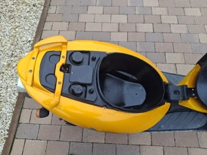 Aprilia Sr 50 Megkímélt  - kép 4