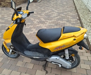 Aprilia Sr 50 Megkímélt  - kép 8
