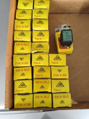  Ikarus új KM14 Relé 24V Bakony művek vagy más relé 24 V - kép 2