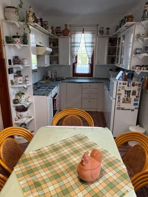 Nyíregyházán az Orosi út elején nappali+3 szobás szintes családi ház eladó! - kép 3