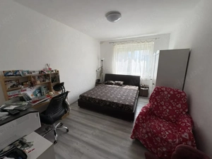 Nyíregyháza-Borbánya egyik frekventált utcájában, 4 szobás szintes családi ház eladó! - kép 5