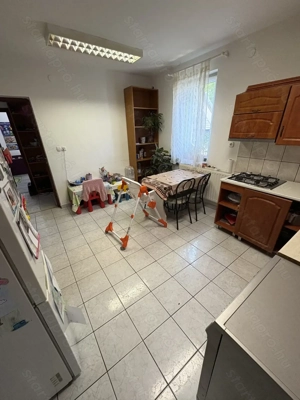 Nyíregyháza-Borbánya egyik frekventált utcájában, 4 szobás szintes családi ház eladó! - kép 3