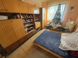 Nyíregyháza-Butyka övezetében, 3 szobás tégla falazatú családi ház eladó! - kép 3