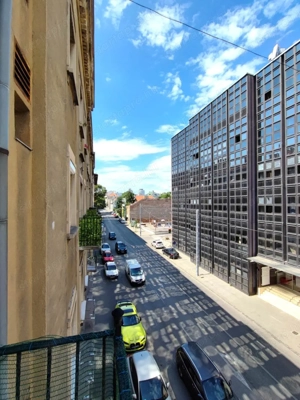 Bp., XII. Városmajor u-ban 50nm-es 1 nappali, + 2 hálós, amerikai konyhás, ERKÉLYES lakás kiadó. - kép 3