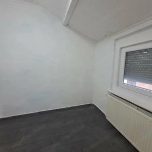  Monor kertvárosában, 1+2 fél szobás, 54 m2-es családi ház 288 m2-es telekkel - kép 7