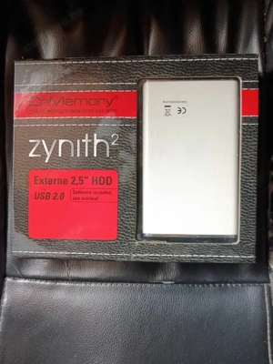 Zynith2 hordozható 500GB külső merevlemez 100 100