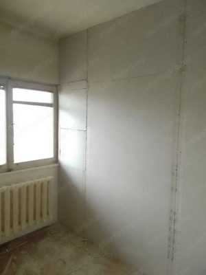 Épület karbantartás belső és asztalos munkák  - kép 4