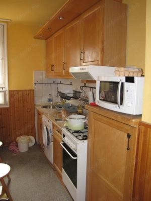 Csendes,nyugodt környéken albérlet kiadó - kép 10