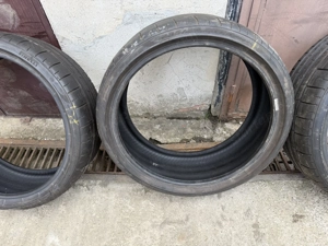 235 35 R20 Pirelli Pzero használt nyári gumi 2 db 5 mm profil 60.000Ft Tesla Model 3 Performance - kép 3