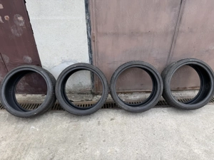 235 35 R20 Pirelli Pzero használt nyári gumi 2 db 5 mm profil 60.000Ft Tesla Model 3 Performance - kép 8