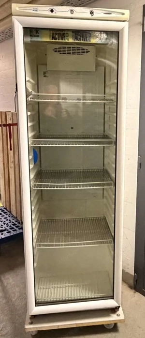 Üvegajtós Hűtővitrin Italhűtő