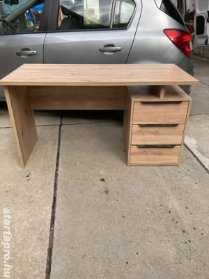 Ikeában vásárolt íróasztal eladó! - kép 2