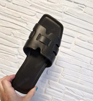 ÚJ, Címkés Elegáns Fekete Papucs 39 40 - kép 3