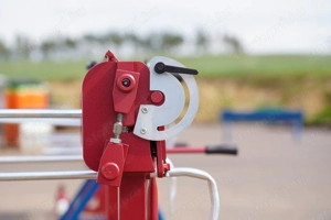 Bádogos élhajlító Zgr 2140 0,8 145  kerekekkel - Lemezhajlító gép Prod-Masz - kép 6