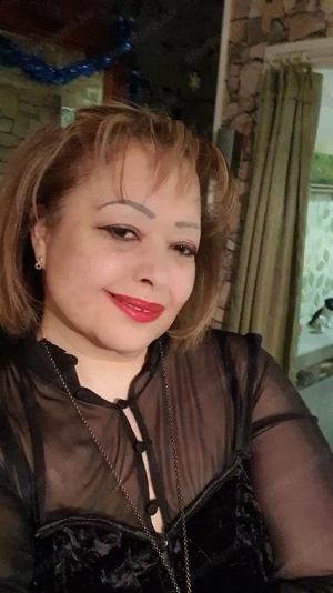 Gyermekfelügyelői munkát keresek 