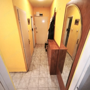 Nagykanizsán a Teleki utcában 2. em.-i 2 szobás, erkélyes lakás kiadó. - kép 15