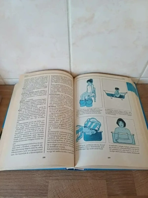 Új Egészségügyi lexikon könyv eladó, ajándék Családorvos mappával - kép 5