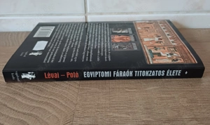 Lévai Anita- Potó István: Egyiptomi fáraók titokzatos élete c. könyv eladó - kép 2
