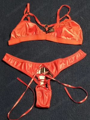 Női fehérnemű börhatású