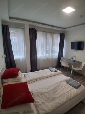 Madách Imre téren fiatalos, igényes lakás eladó! - kép 6