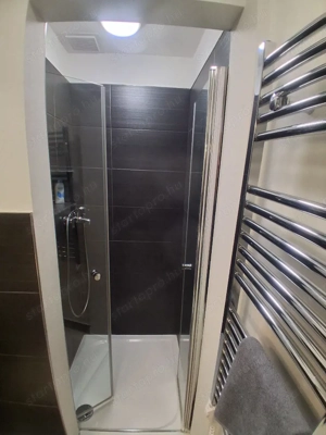 Madách Imre téren fiatalos, igényes lakás eladó! - kép 11