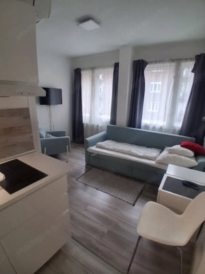 Madách Imre téren fiatalos, igényes lakás eladó! - kép 8