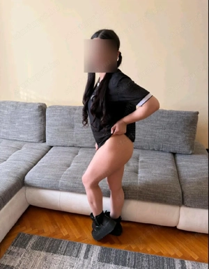  Új lány a városban  - kép 5