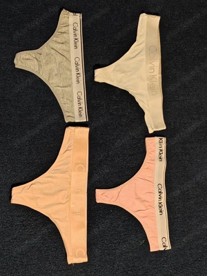 Calvin Klein tangák