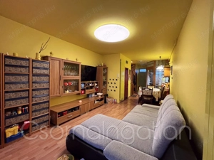 Csorna - központban 2003-ban épült lakás eladó - kép 2