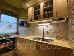 Csorna - központban 2003-ban épült lakás eladó - kép 3