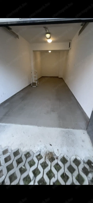 Szolnok belváros Jókai u 24 nm-es garázs kiadó - kép 2