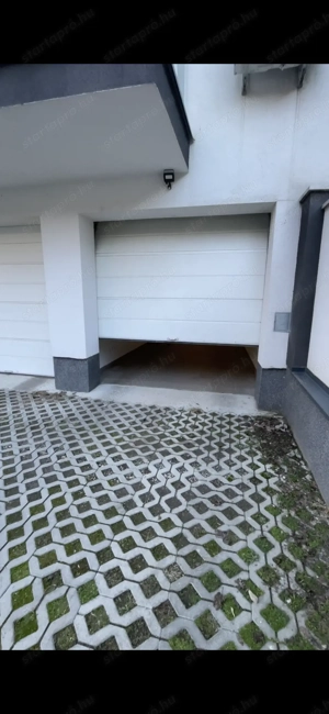 Szolnok belváros Jókai u 24 nm-es garázs kiadó