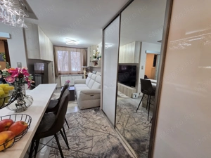 1 +1 szobás extrán felújított lakás eladó Békásmegyeren! - kép 12