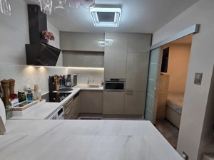 1 +1 szobás extrán felújított lakás eladó Békásmegyeren! - kép 8