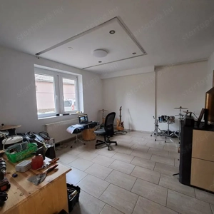 Monor 100 m2-es, 2 lakrészre kialakított családi ház 800 m2 telekkel - kép 2