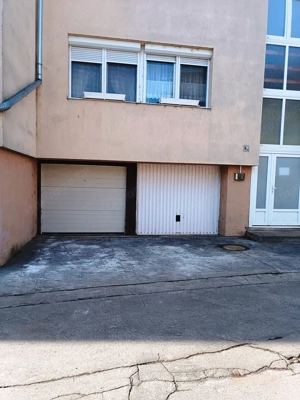 Eladó 105 m2-es, belső kétszintes társasházi téglaépítésű lakás Vácon a Cházár András utcában.   - kép 14