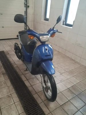  Eladó Piaggio Free 50 2T   Megbízható, fürge kis robogó!  - kép 3