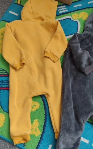 74 80-as ruhák (body-, nadrág-, pulcsicsomag, polár, plüss overál) - kép 6