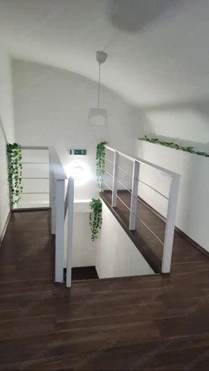 Teréz krt  kiemelten forgalmas üzlethelyiség kiadó! - kép 2