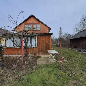 Monoron Orbán szobor közelében, 36 m2-es kisház, 1814 m2 telekkel