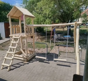 Akác csúszda Torony hintával  - kép 3