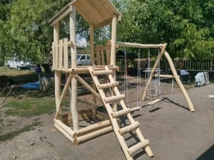 Akác csúszda Torony hintával  - kép 4