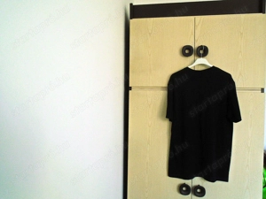 Eladó Burn fekete póló M - kép 2