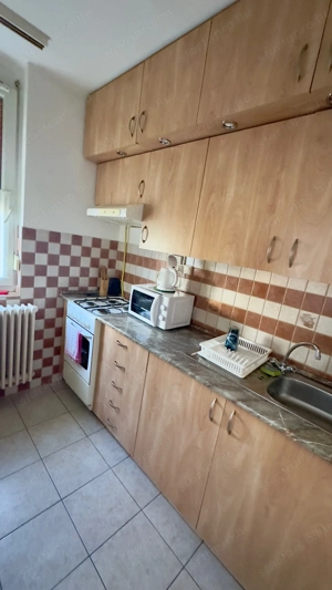 Erkélyes, klímás, 43 nm-es, 1.emeleti  téglalakás hosszútávra kiadó! - kép 2